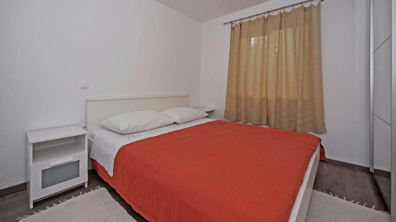 Apartments Mare 沃迪切 外观 照片